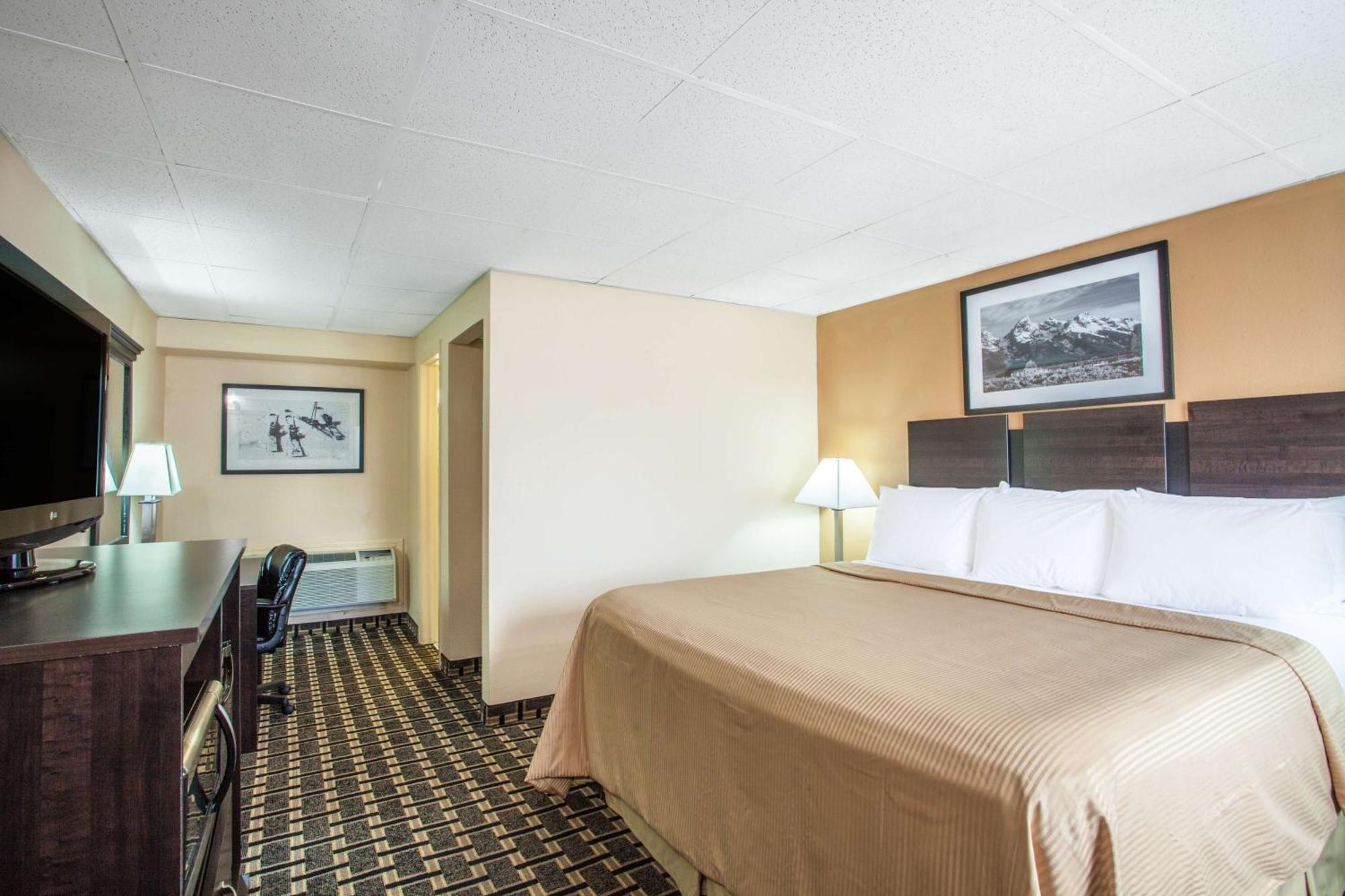 Travelodge By Wyndham South Берлингтон Экстерьер фото